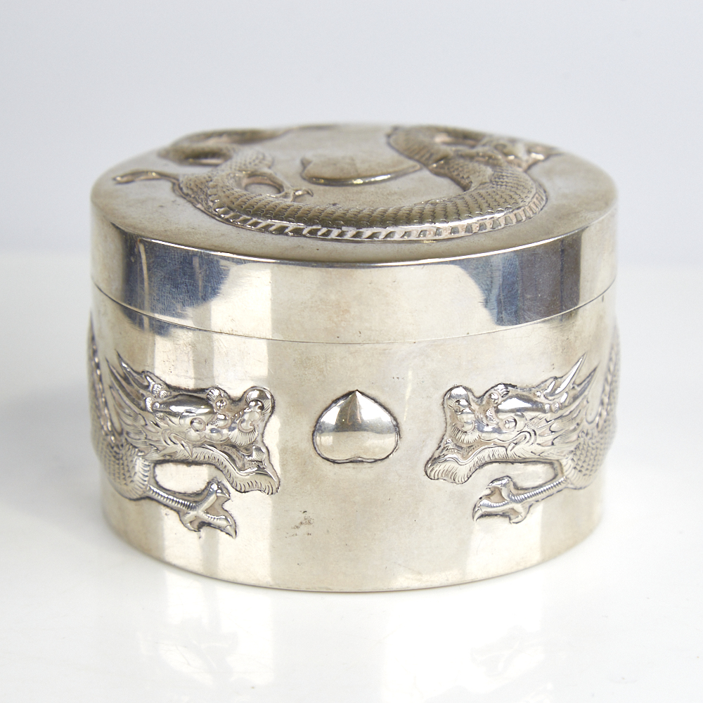 An early 20th century Chinese export silver box and cover, by Cumshing of Canton, plain