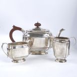 An Edward VIII silver 3-piece tea set, comprising teapot, 2-handled sugar bowl and cream jug,