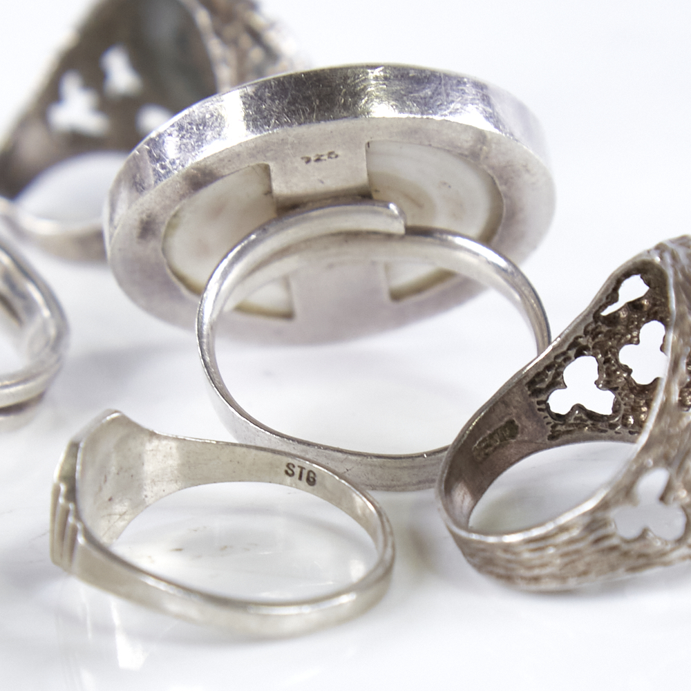 Various silver jewellery, including rings, necklaces, fobs etc, 78.9g gross Lot sold as seen - Image 3 of 5