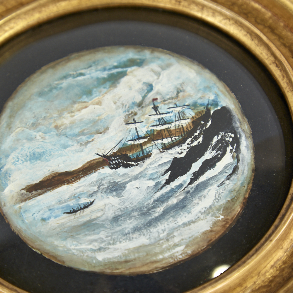 Miniature circular oil on board, shipwreck, unsigned, in gilt frame, frame diameter 6.5" Good - Image 3 of 8