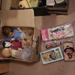 Various Vintage dolls, including Sindy