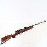 A SMK QB78DL Deluxe .22 calibre air rifle, bolt action, serial no. 06707072, overall length 101cm