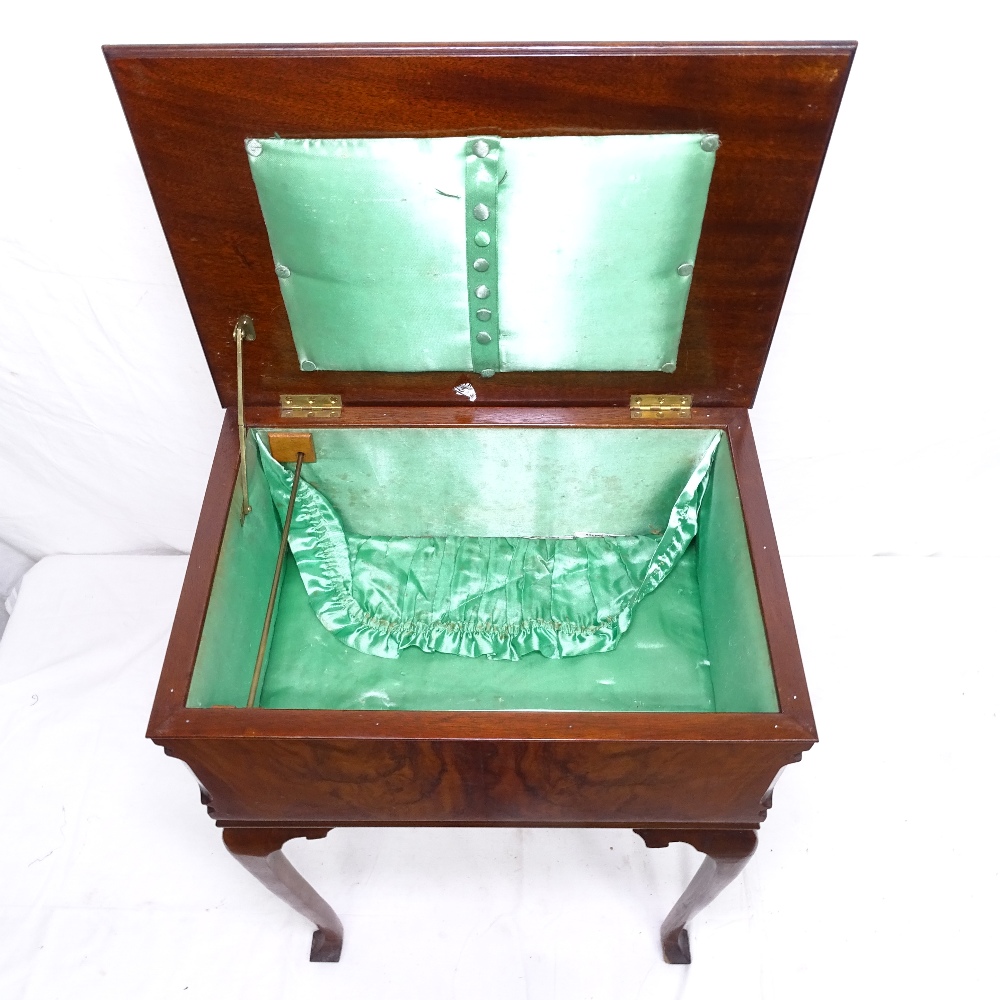 An Edwardian walnut sewing cabinet, W46cm, H70cm, D31cm - Image 2 of 2