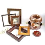 Various collectables, including 19th century copper mould, pair of copper and brass pans from Gordon