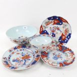 A group of Japanese Imari style ceramics, including bowls and plates (5)