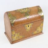 A Victorian oak lancet-top casket, with engraved brass mounts and key, length 23cm, height 18cm