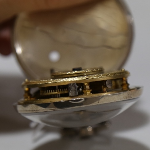 An 18th century silver pair-cased open-face keywind Verge pocket watch, white enamel dial with - Image 11 of 19