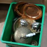 Various brass and metalware, including tea kettle, bed warming pan etc (boxful)
