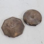 2 silver compacts, octagonal width 8.5cm (2)