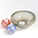 A large Whitefriars controlled bubble glass bowl, and 2 Art glass sphere paperweights, bowl diameter