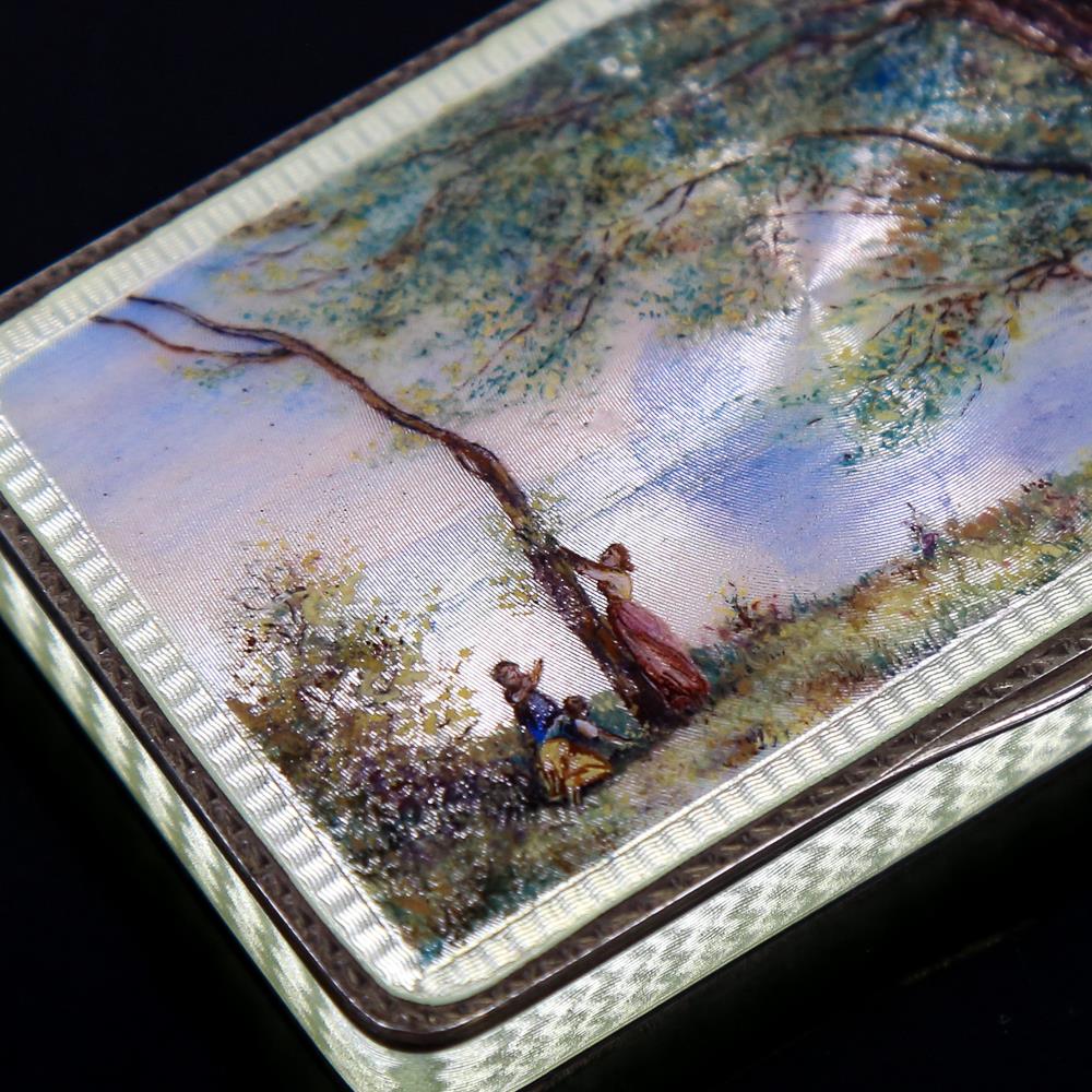 A fine Continental silver and guilloche enamel box, rectangular form with hand painted landscape - Image 5 of 5