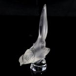 R LALIQUE FRANCE - frosted glass pheasant, signed, height 9.5cm