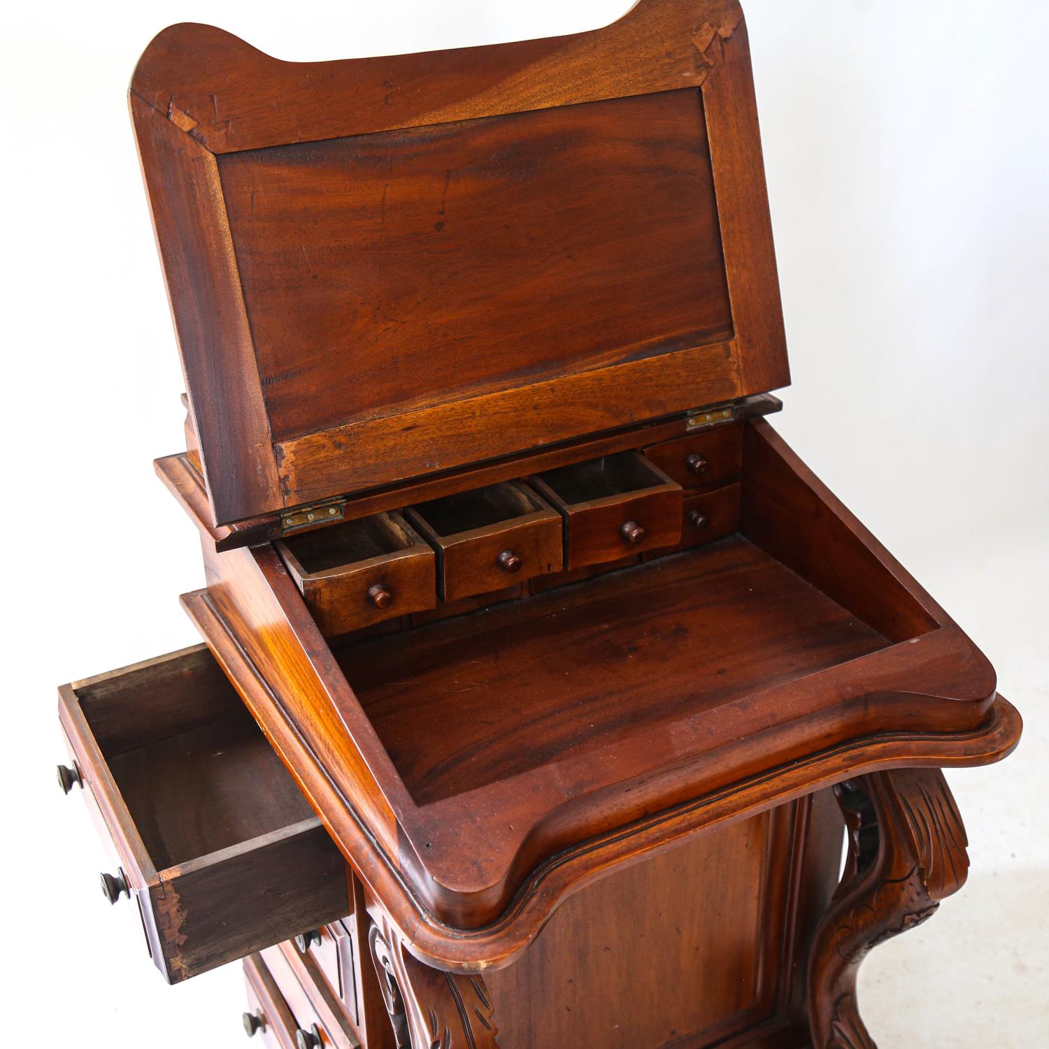 A reproduction hardwood Davenport, W56cm, H83cm, D56cm - Image 2 of 2