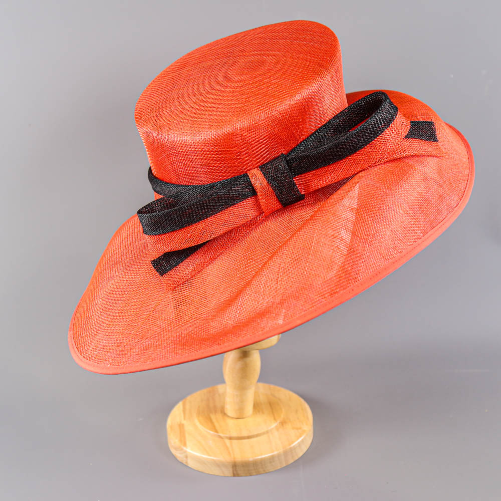 PETER BETTLEY LONDON - Red and black occasion hat with bow detail, new with labels (Henley Royal - Image 2 of 7