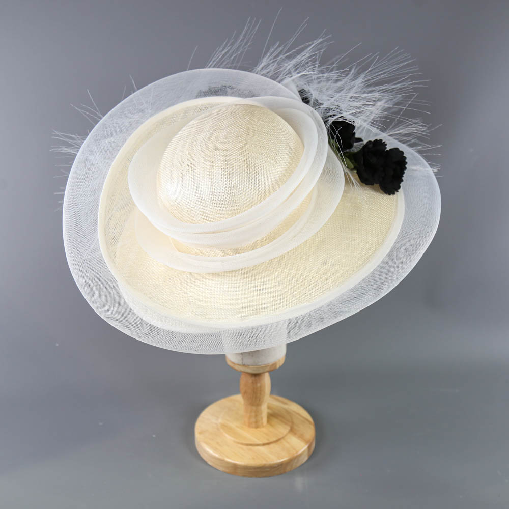 PETER BETTLEY LONDON - Ivory/neutral occasion hat, with black flower and frayed mesh detail, - Image 3 of 7