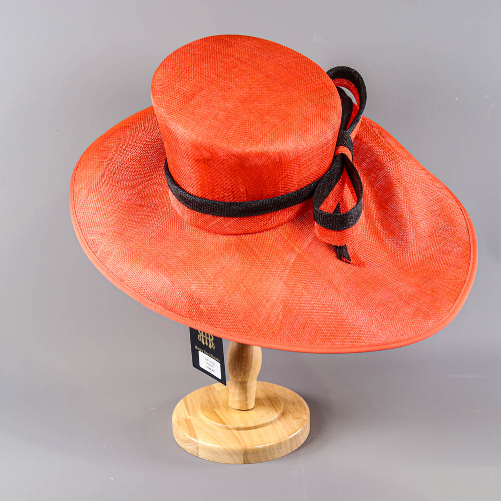 PETER BETTLEY LONDON - Red and black occasion hat with bow detail, new with labels (Henley Royal - Image 3 of 7