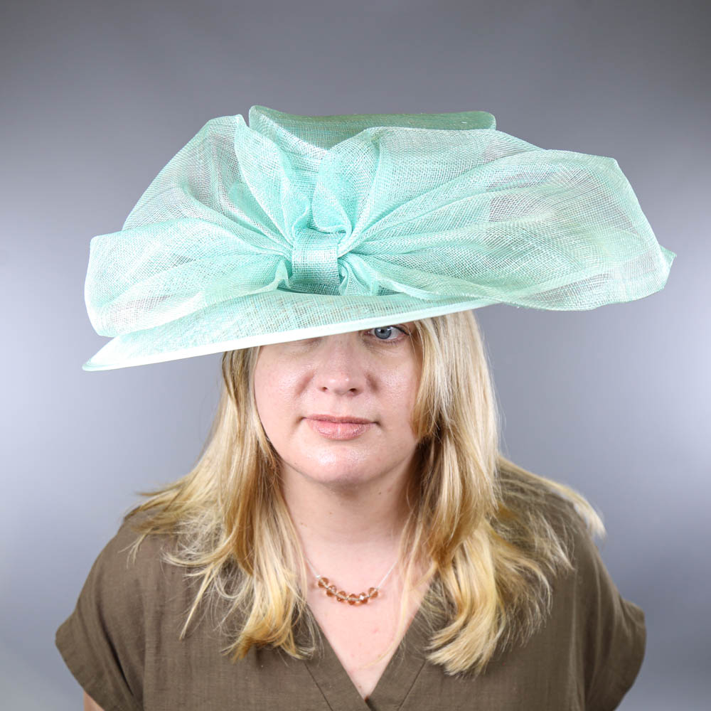 HATMOSPHERE COLLECTION - Spearmint green occasion hat, with bow detail, internal circumference 55cm, - Image 6 of 6