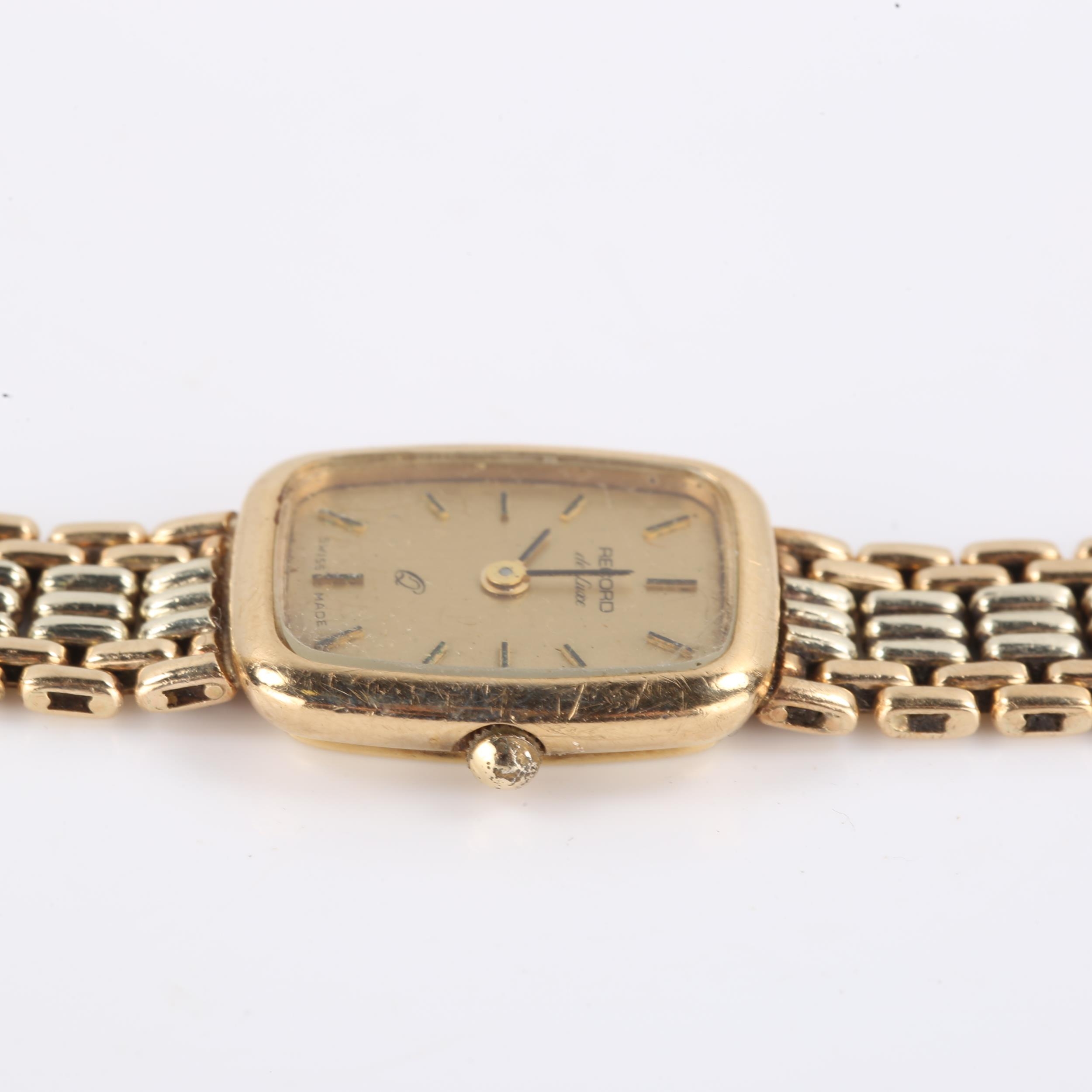 RECORD - a lady's Vintage 9ct gold De Luxe quartz bracelet watch, champagne dial with gilt baton - Image 3 of 5