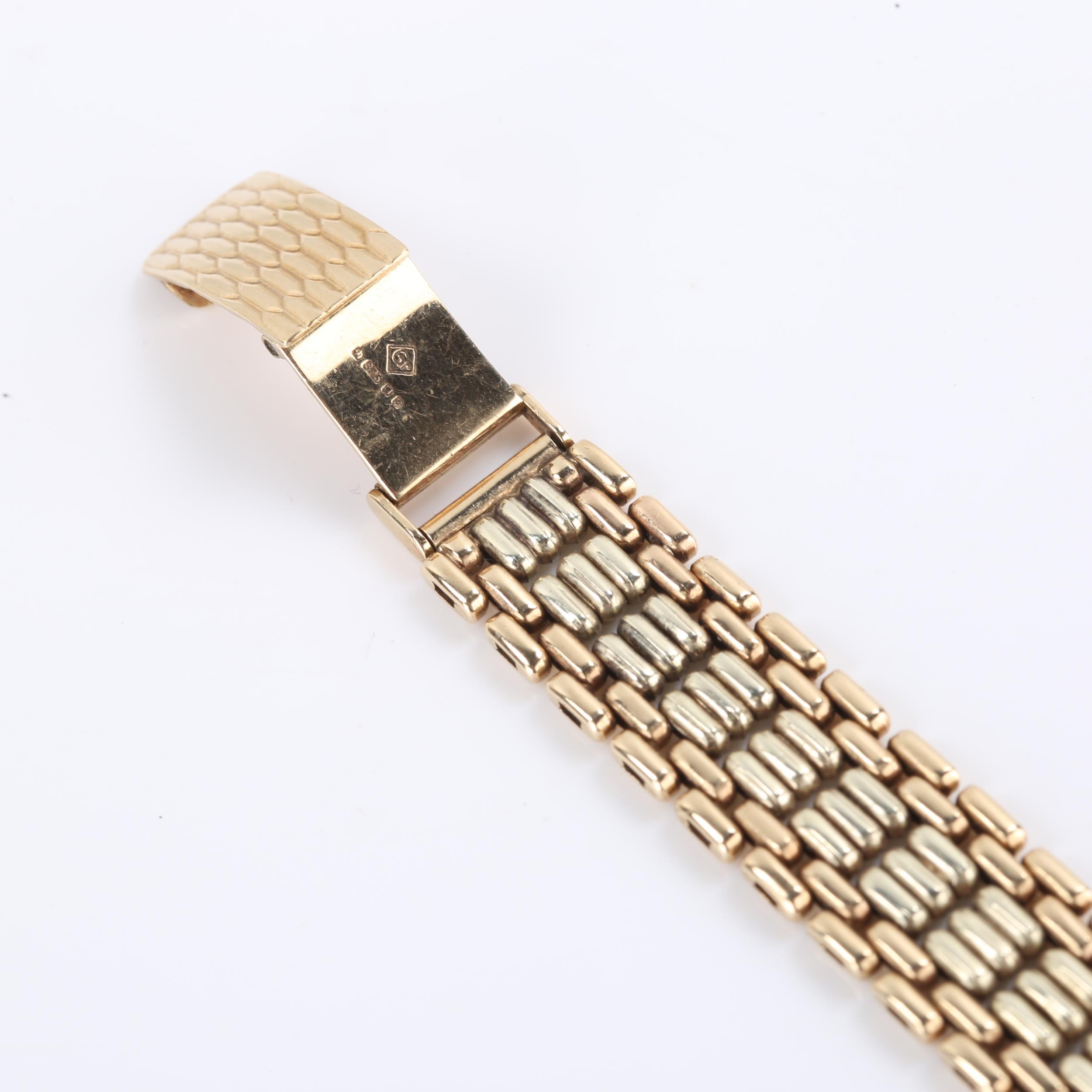 RECORD - a lady's Vintage 9ct gold De Luxe quartz bracelet watch, champagne dial with gilt baton - Image 5 of 5