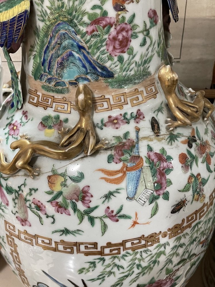 A pair of Chinese 19th century famille rose porcelain vases, with dragon and bird figures to the - Image 12 of 19
