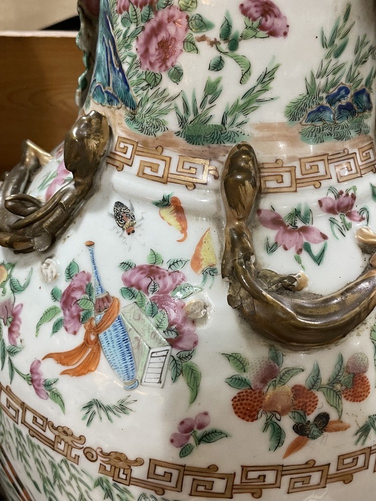 A pair of Chinese 19th century famille rose porcelain vases, with dragon and bird figures to the - Image 17 of 19