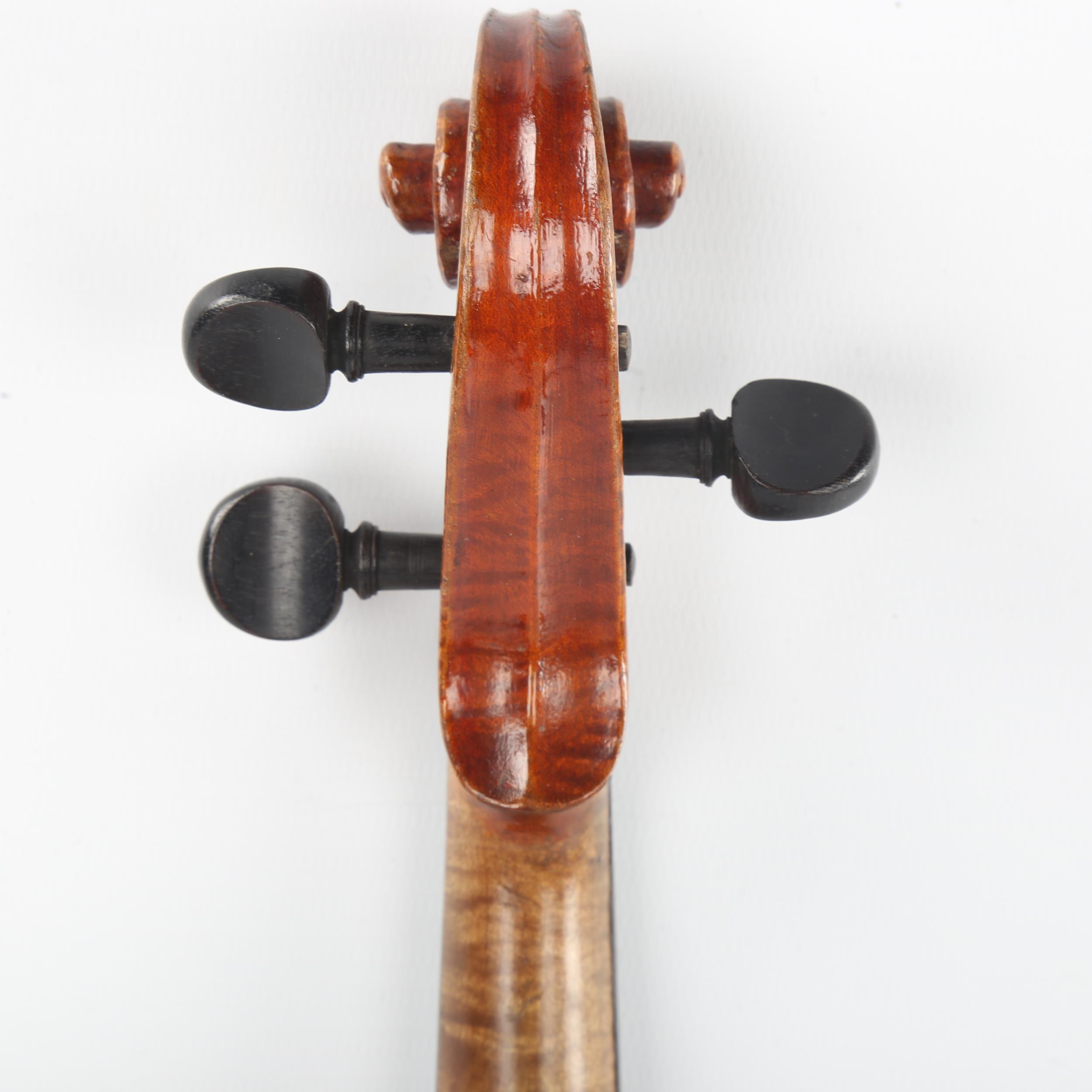 An Antique violin, late 19th/early 20th century, retailed by London Violin Co Limited, bearing - Image 6 of 14