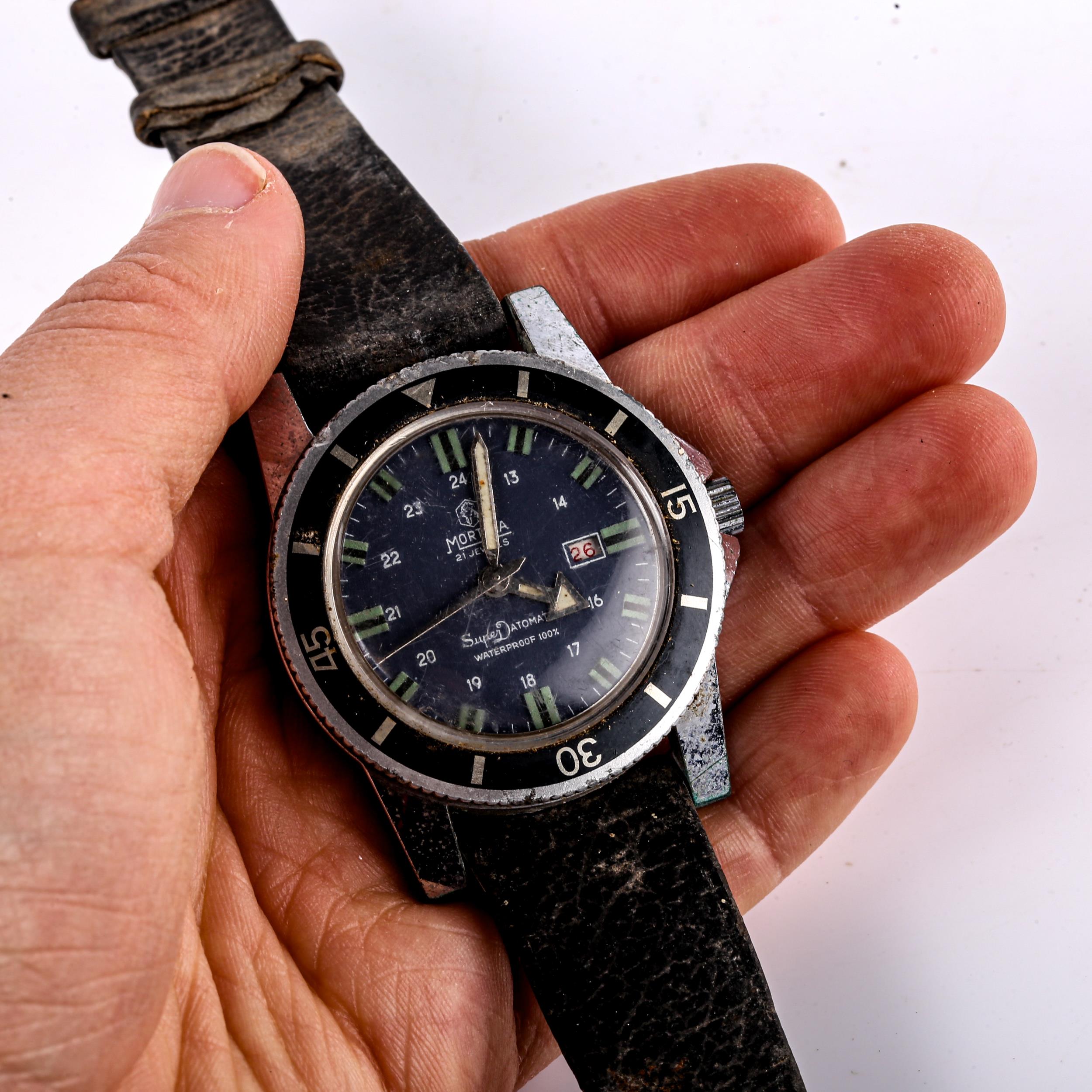 MORTIMA - a Vintage stainless steel Superdatomatic mechanical wristwatch, blue dial with luminous - Image 5 of 5