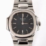 PATEK PHILIPPE - a lady's stainless steel Nautilus quartz bracelet watch, ref. 4700/1, circa