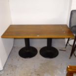 A rectangular oak-top pub table, L160cm, H71cm, D70cm