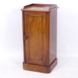 A Victorian mahogany pot cupboard, W38cm, H78cm, D34cm