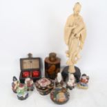 Various Oriental collectables, including chinoiserie papier mache box, lacquer tea caddy, ceramic