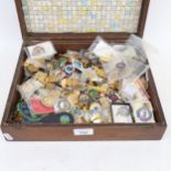 A large quantity of various club badges, medals, association brooches etc (boxful)