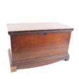 An early 20th century oak apprentice piece blanket box, W43cm, H26cm, D21cm