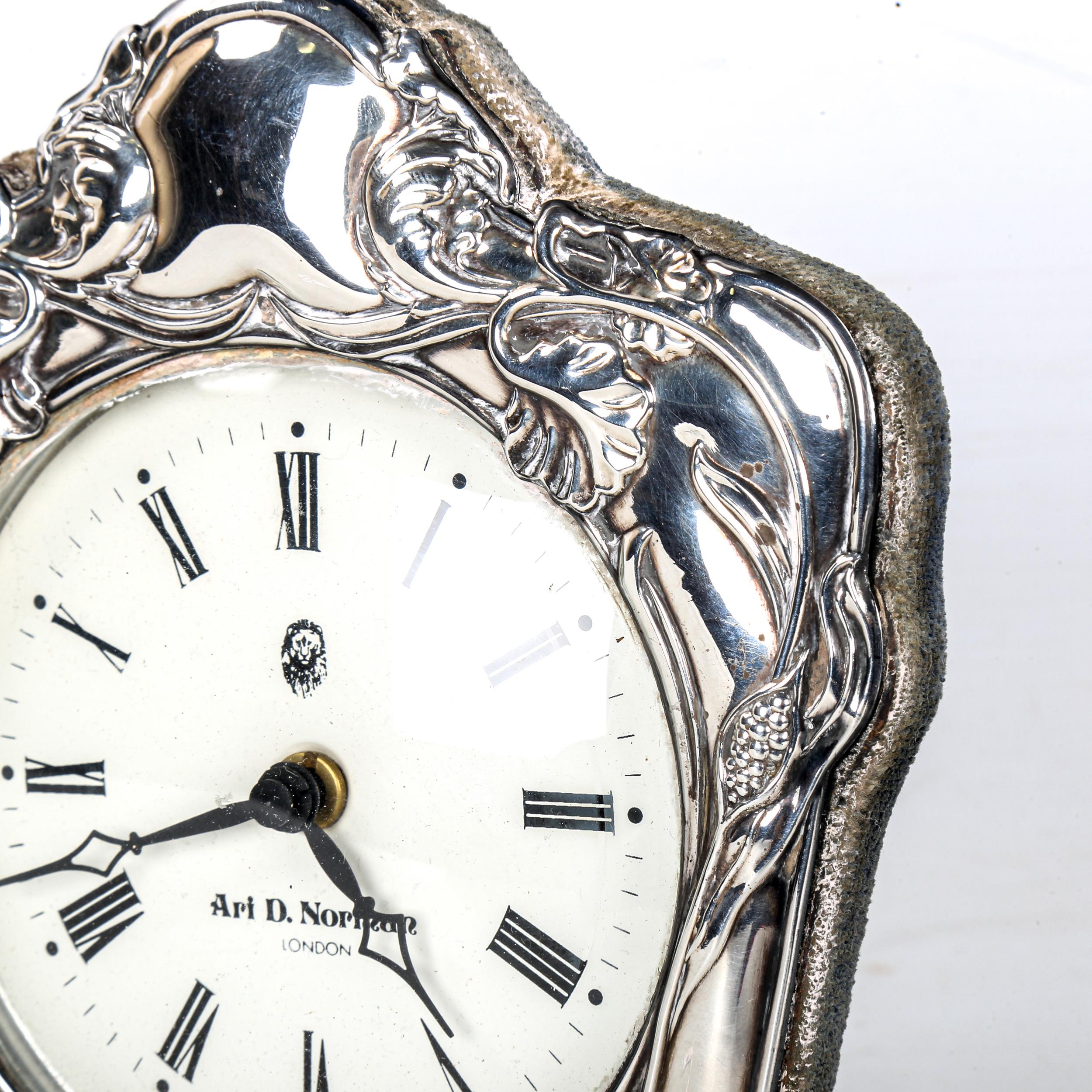 An Art Nouveau style silver framed clock - Image 3 of 4