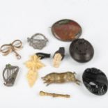 Various jewellery, including silver and hardstone Irish harp brooch, jasper brooch, figural pig