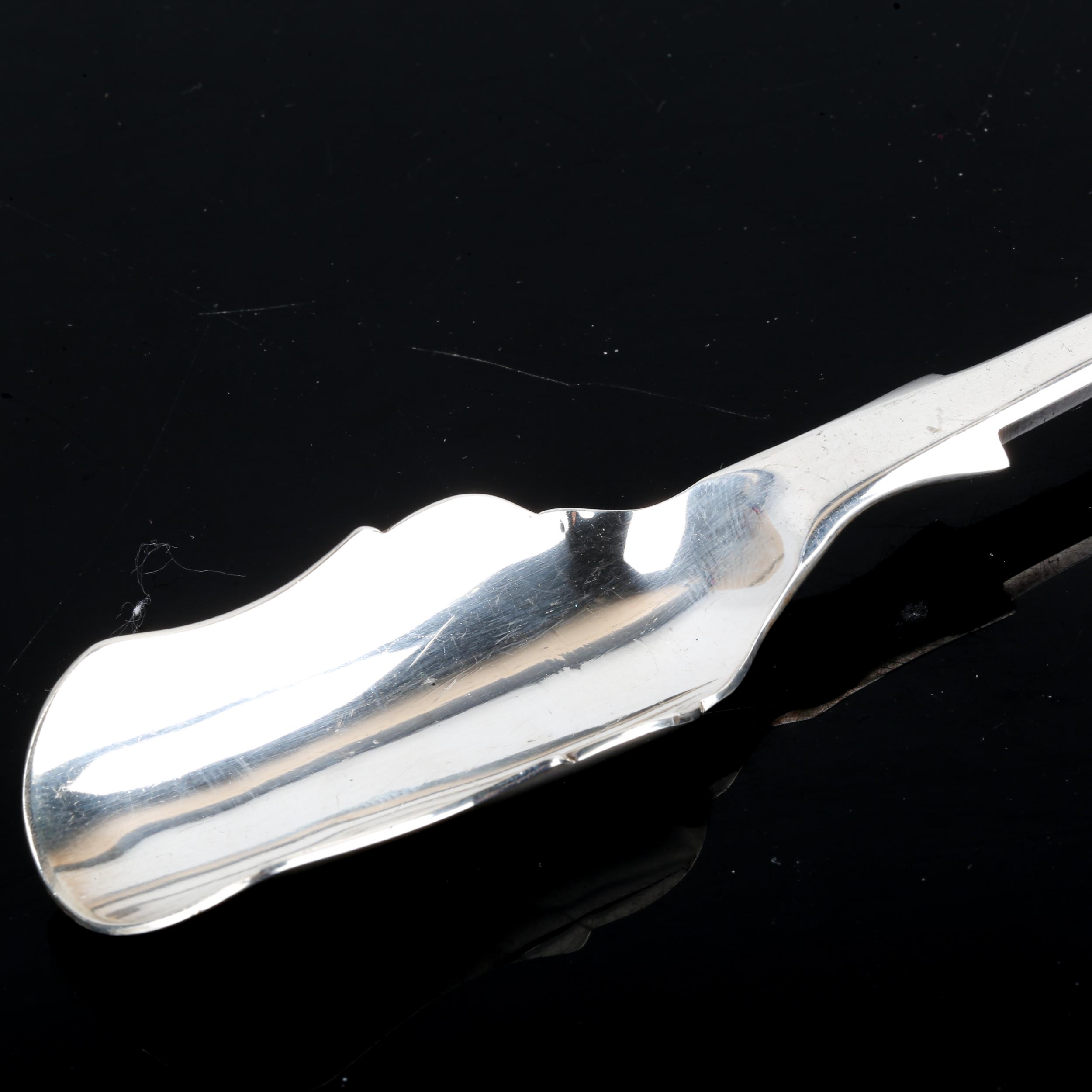 An Edwardian silver Fiddle pattern Stilton scoop, by J & J Maxfield Ltd, hallmarks Sheffield 1902, - Image 4 of 4