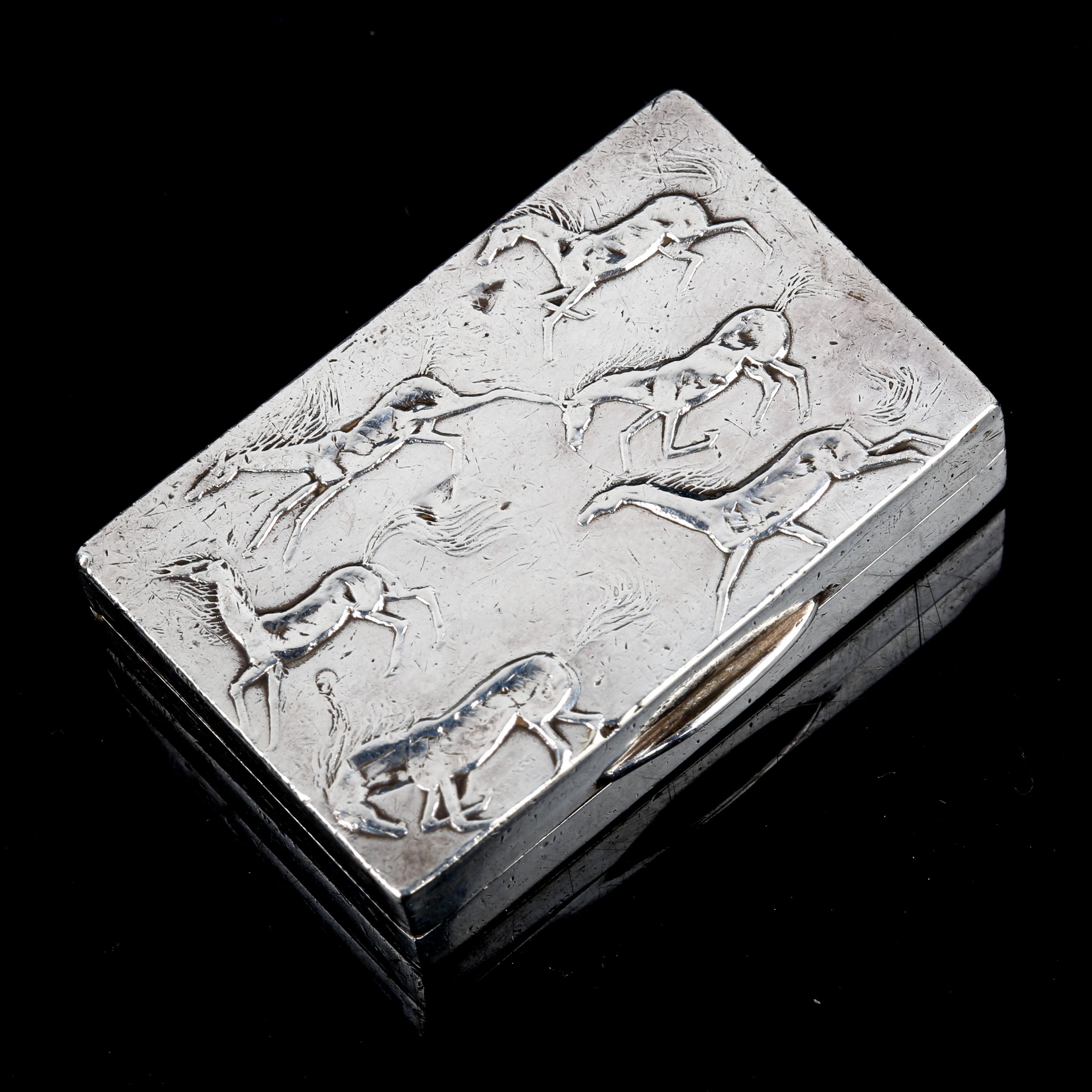 An Elizabeth II silver horse pillbox, plain rectangular form with horse decorated lid and engine