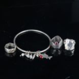 **DESCRIPTION CHANGE** JULIE TUCKER WILSON - 3 x pieces of handmade silver jewellery, comprising ch