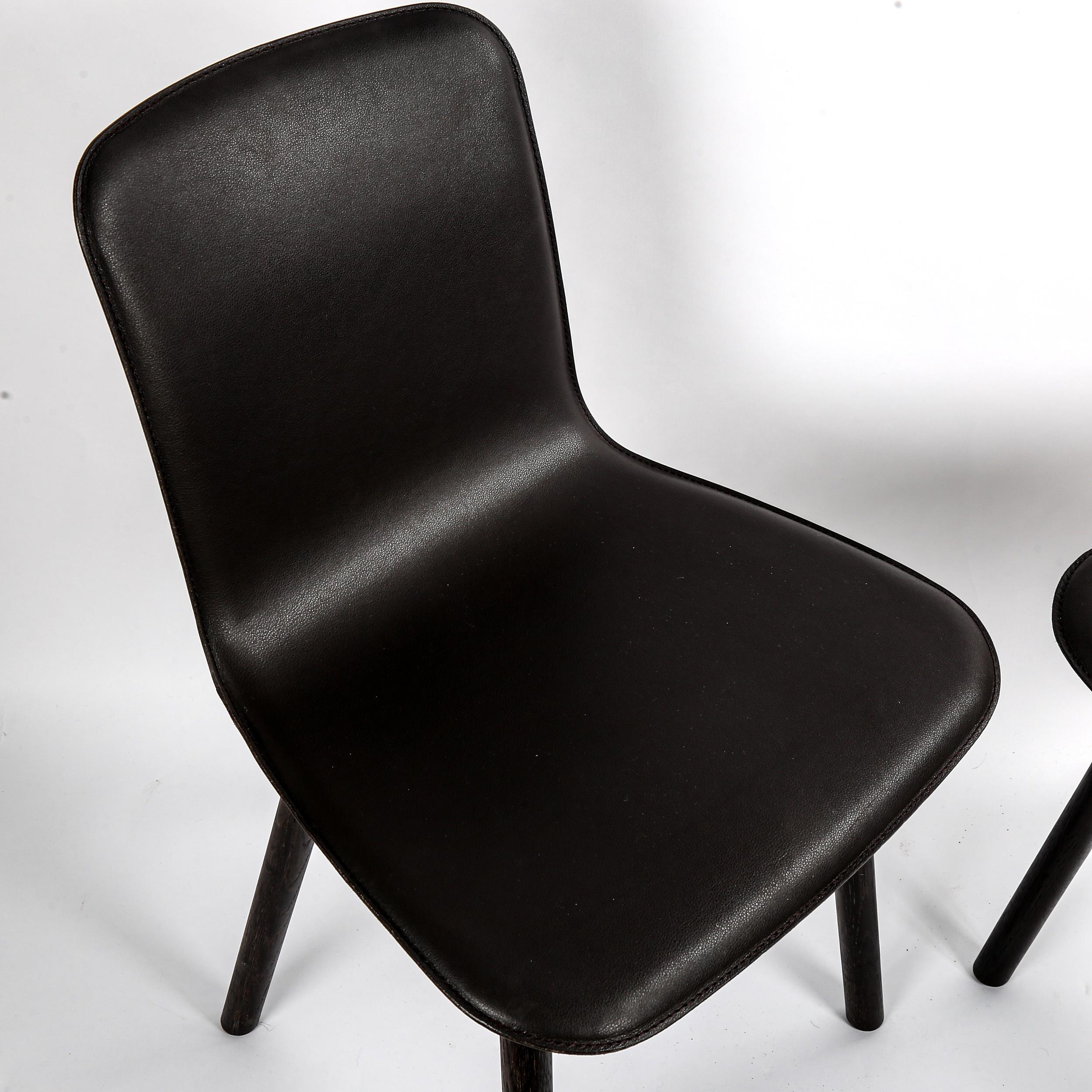 JASPER MORRISON for Vitra, a pair of Hal leather and wood side chairs, with impressed maker's - Image 2 of 4