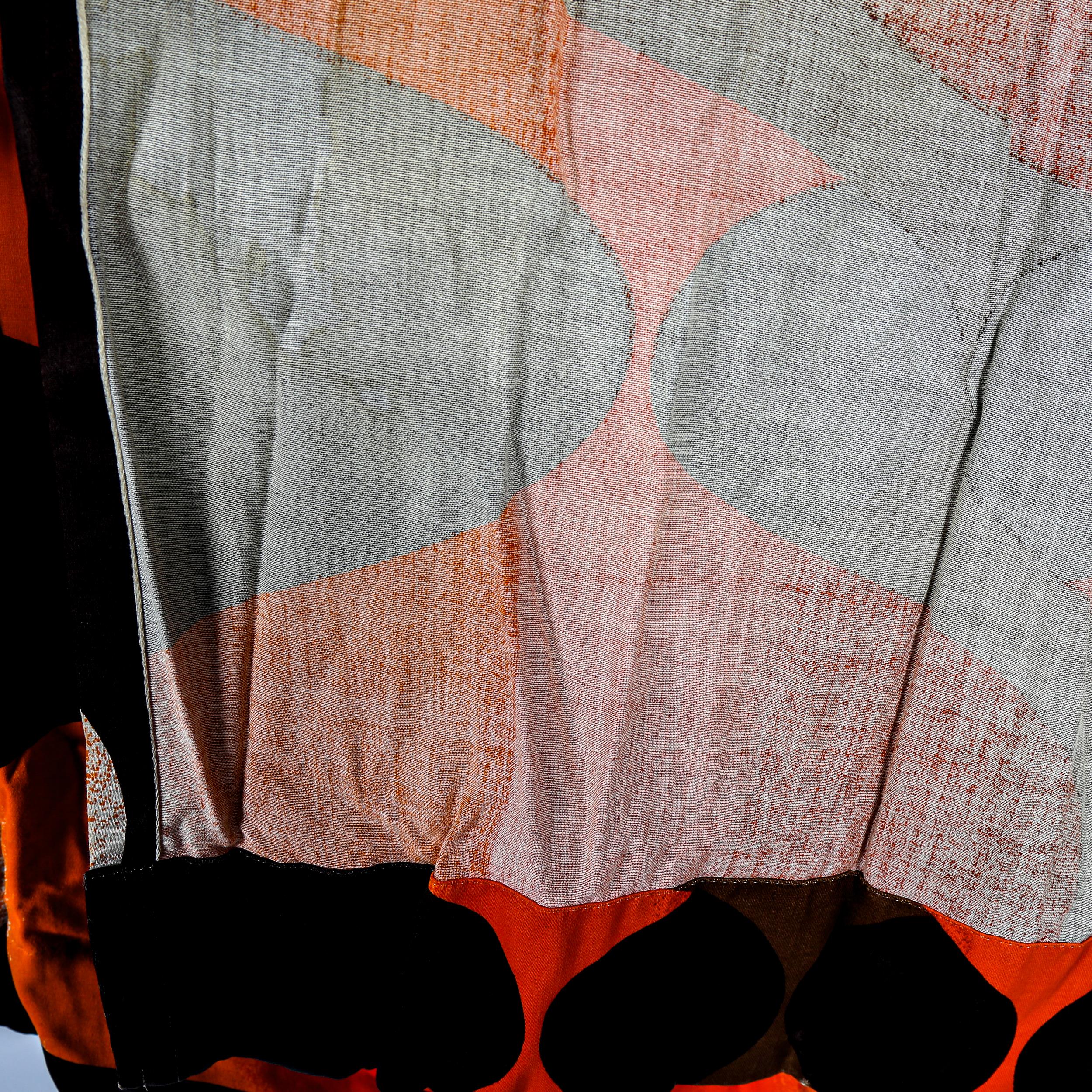GILTEX of London, 1970s Op Art fabric curtain panel, marked on selvedge - Image 3 of 4