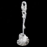 A Victorian cast-silver salt shovel spoon, textured shell bowl with foliate handle, by Henry