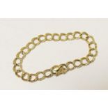 18ct yellow gold textured chain link bracelet, length 19.5cm, weight approx. 15.1g