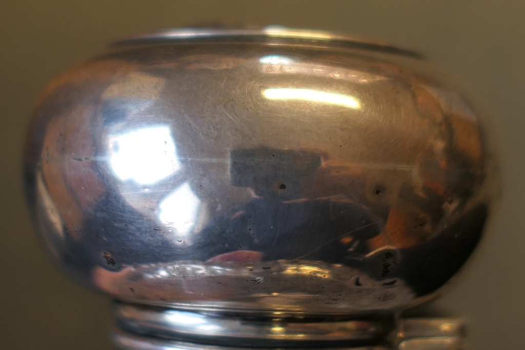 Pair of Edwardian silver mounted cut glass scent bottles, Chester 1903, en suite to the previous - Image 7 of 9