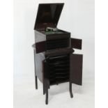 Victrola mahogany cased wind up cabinet gramophone by the Victor Talking Machine Company, New