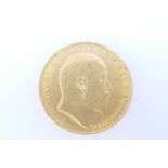 Edward VII sovereign, 1908 (EF), weight approx. 7.9g