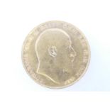 Edward VII sovereign, 1908 (EF), weight approx. 7.9g