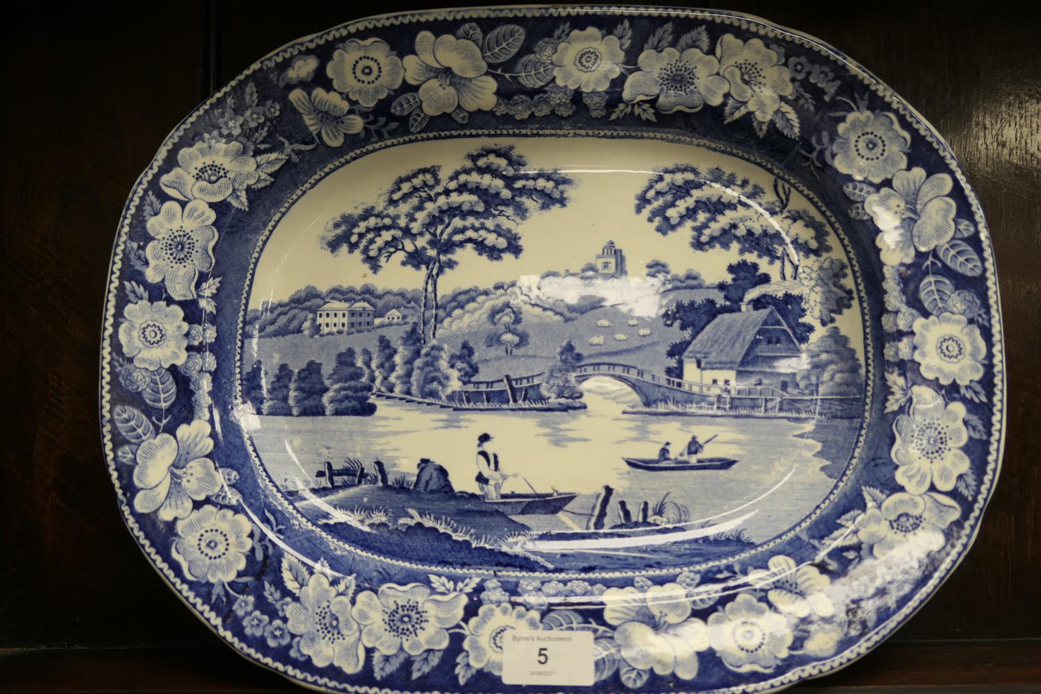 Matched pair of Staffordshire blue and white printware meat plates, circa 1830-50, in the Wild - Image 2 of 3