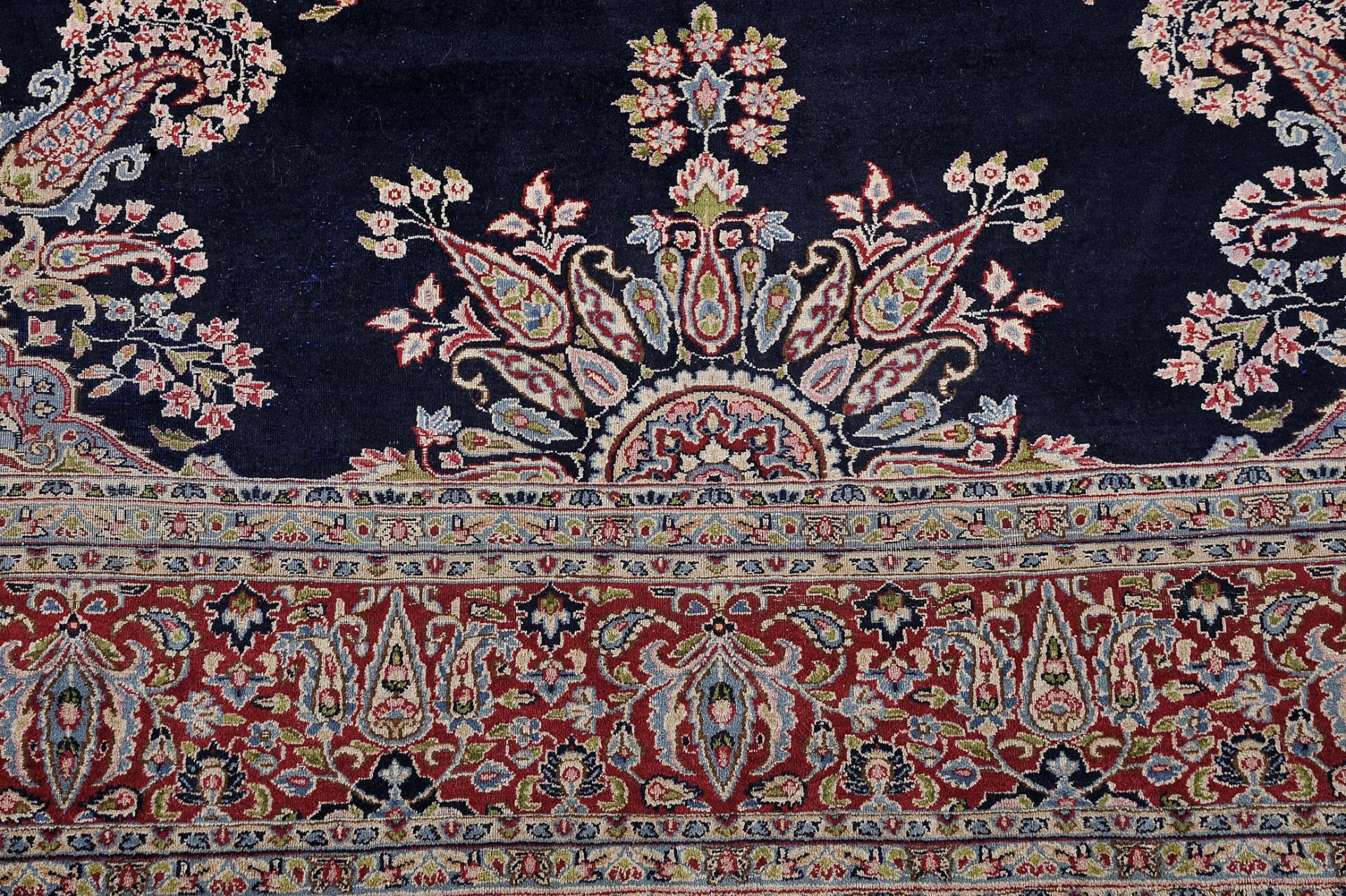 A Kirman carpet - Image 3 of 3