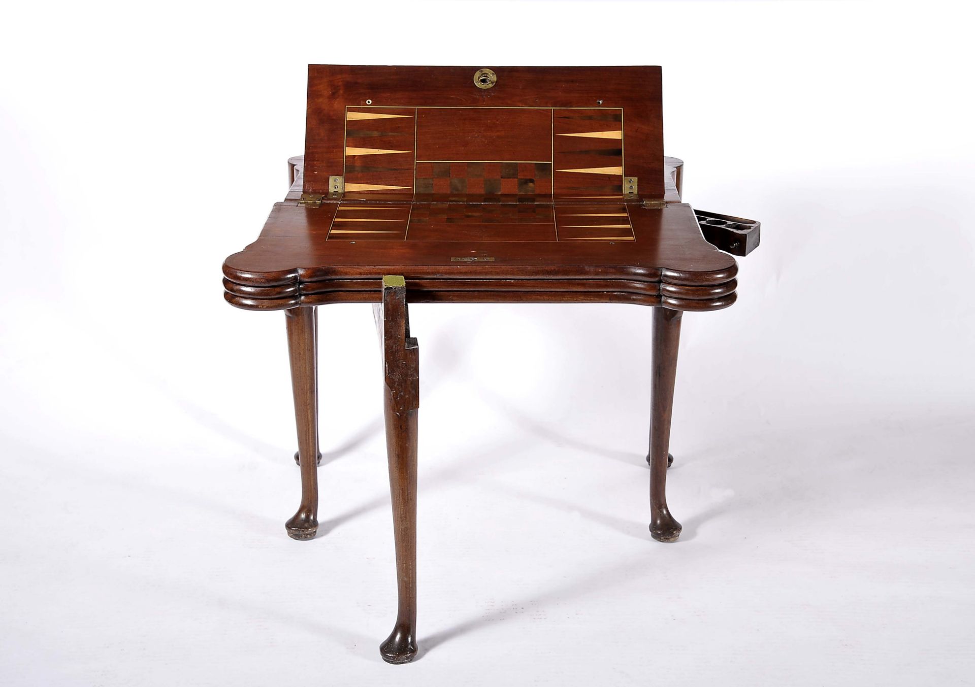 A five-legged game and tea table with different tops - tea, cards, chess and backgammon - Image 11 of 12