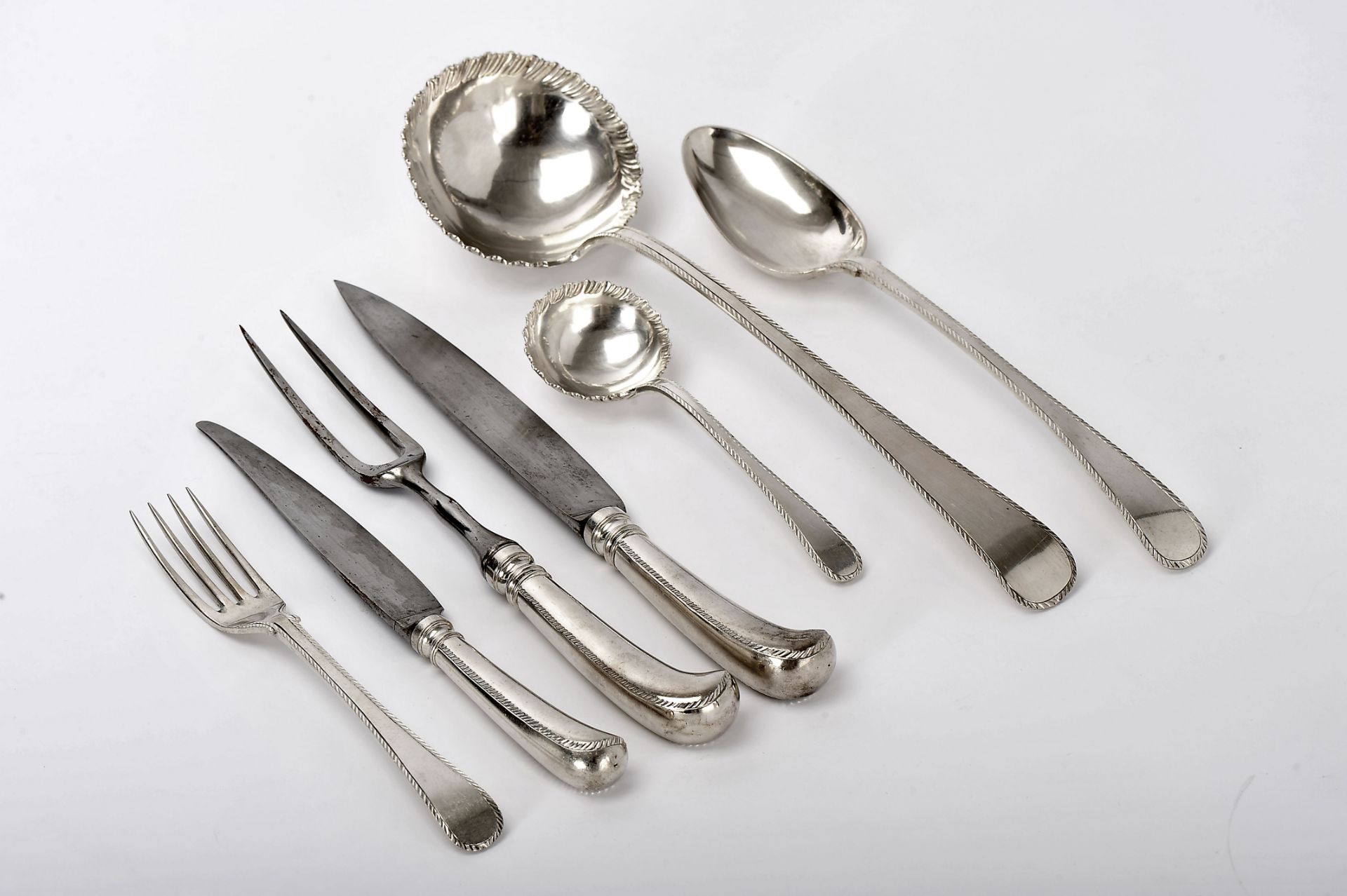 A twelve-person cutlery set with case (Barretina) - Image 3 of 4